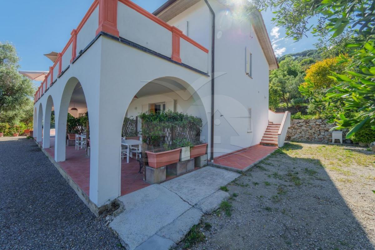 La Palazzina Nel Verde - Goelba Casa Alzi Szoba fotó