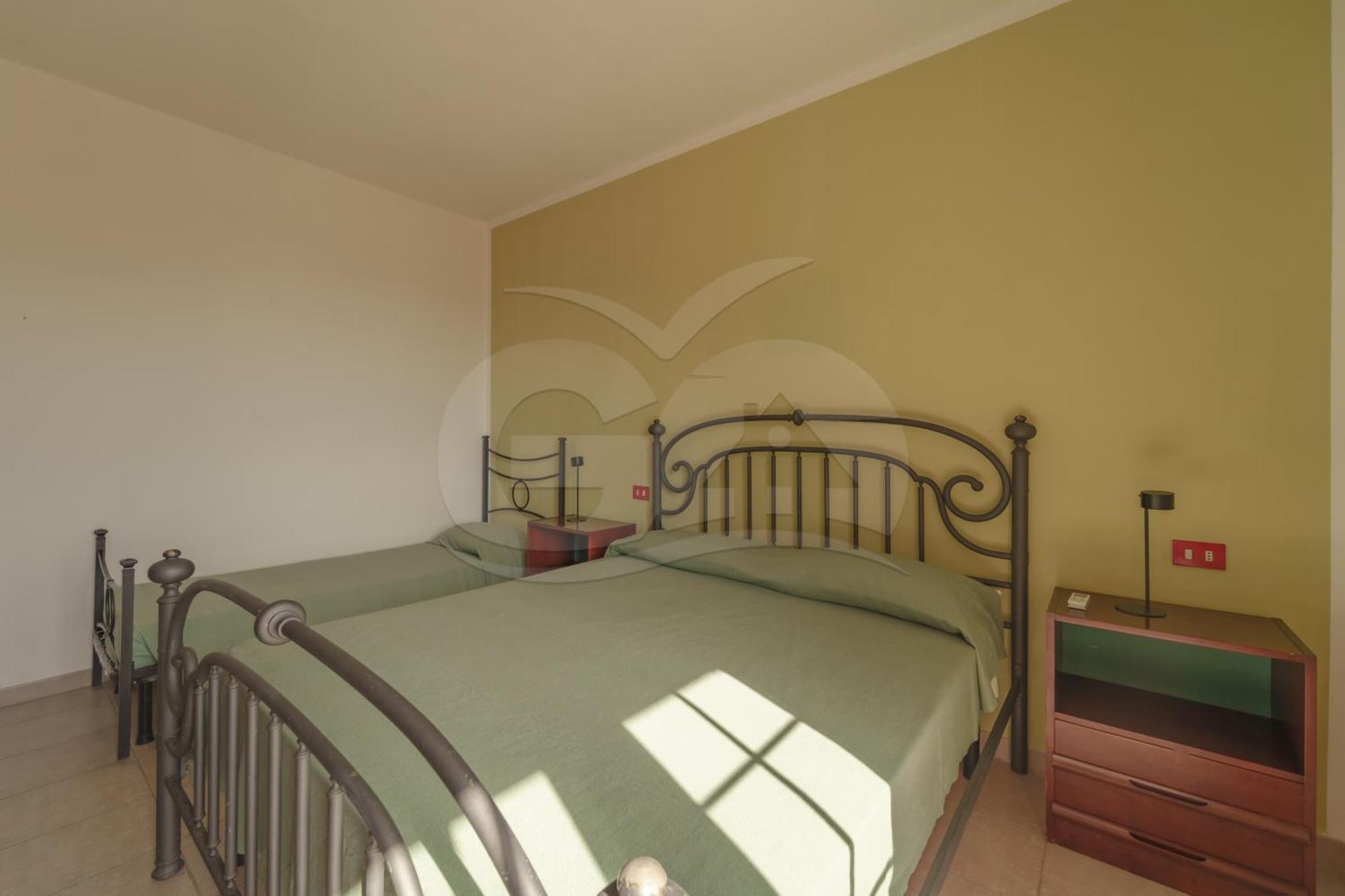 La Palazzina Nel Verde - Goelba Casa Alzi Kültér fotó